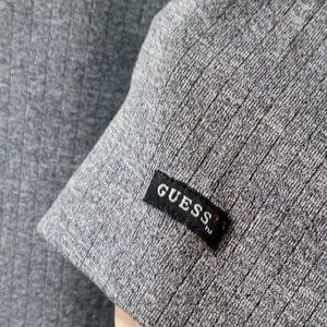 Grey guess casual t-shirt, mens v neck style short sleeve